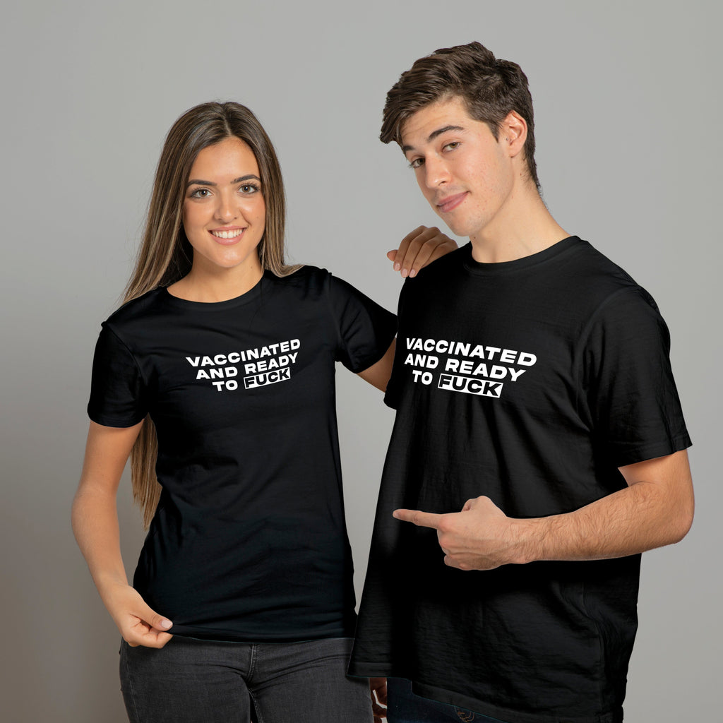 Tricou negru "Vaccinated and ready to f**k" Tshirt TextileDivision 